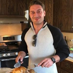 Meet your Posher, Nick